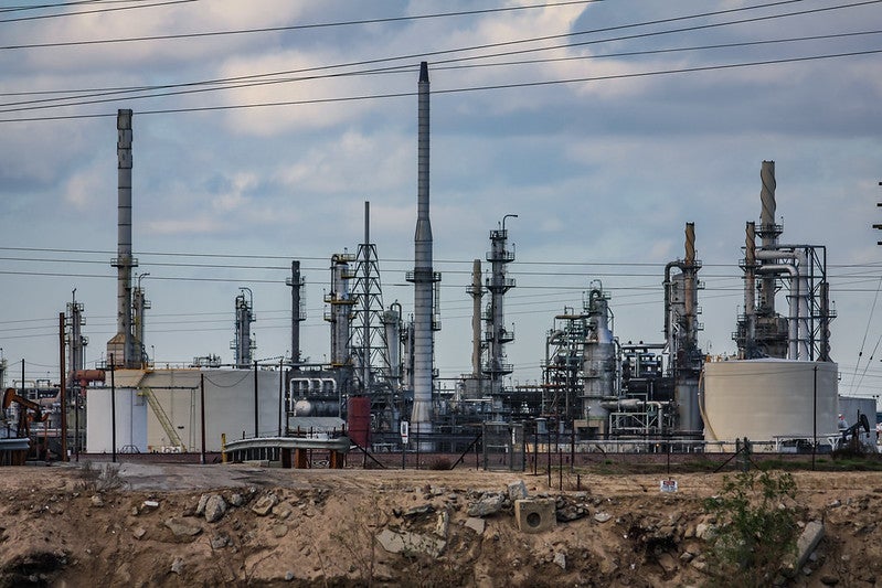Bakersfield_Oil refinery Oil Refinery_Bakersfield