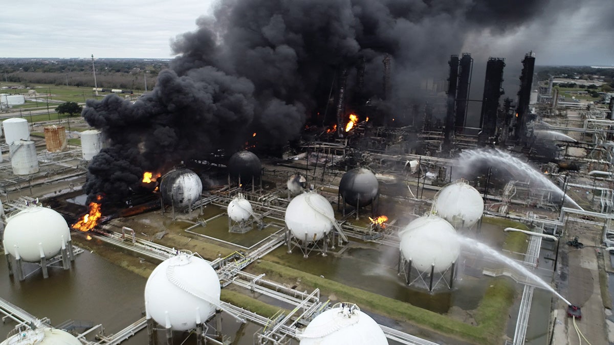 An explosion and fire occurred at the TPC Group chemical plant in Port Neches, Tex., on Nov. 27, 2019. (U.S. Chemical Safety Board)