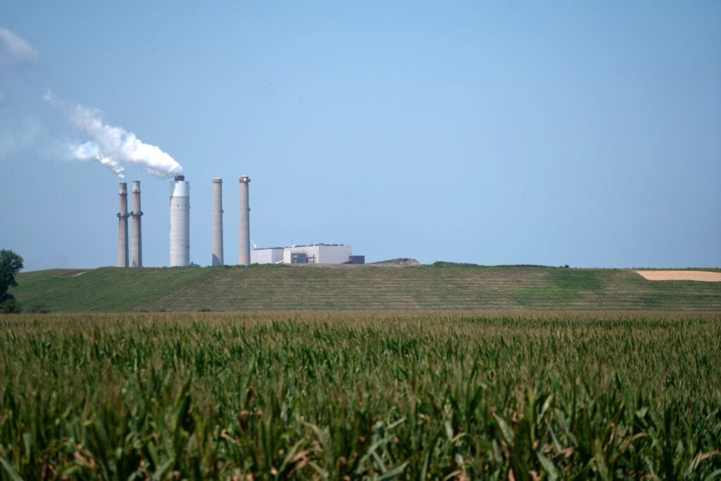 The NIPSCO R.M. Schahfer Generating Station in Wheatfield, Indiana, in 2018. (Alex Garcia for Earthjustice)