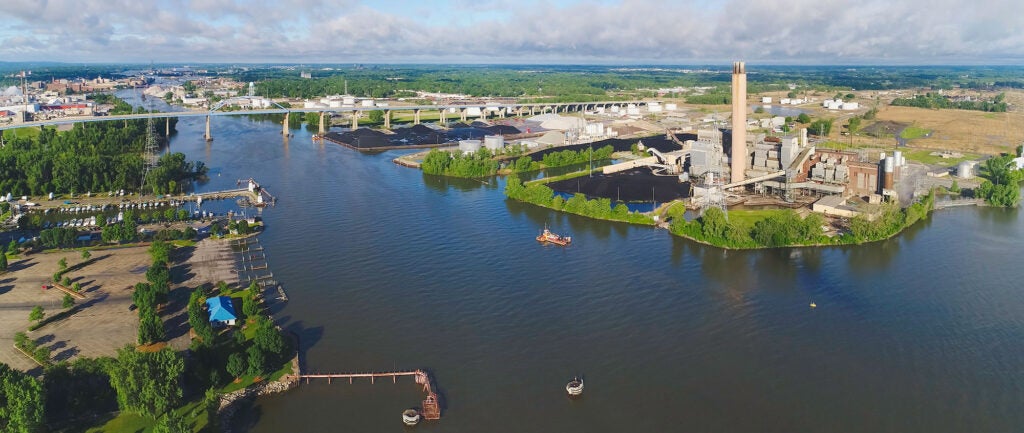 The J. P. Pulliam Generating Station on Fox River in Green Bay, Wisconsin, in 2017.