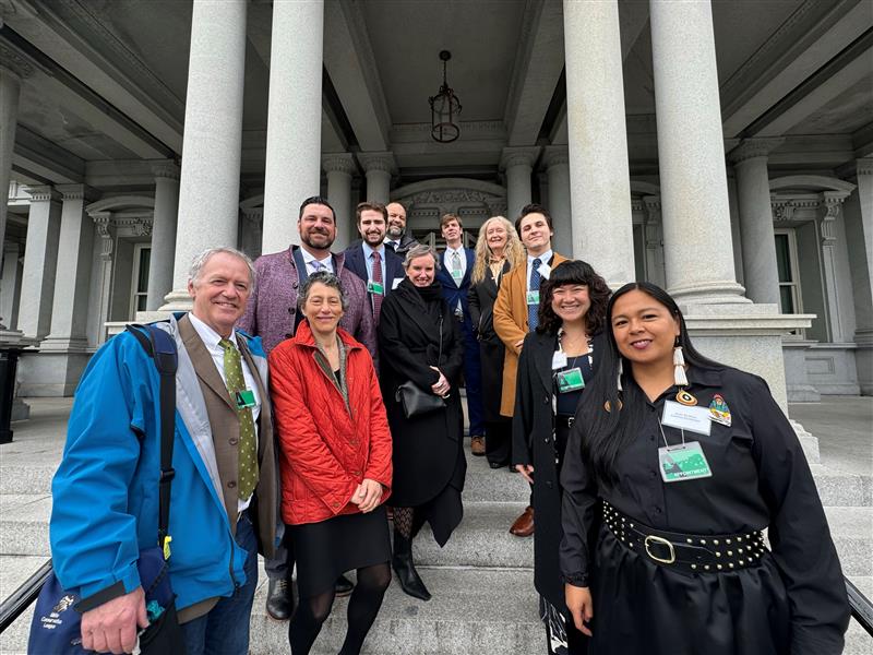 Earthjustice President Abbie Dillen joined Earthjustice staff and clients for a White House signing of the historic Columbia River Basin agreement.