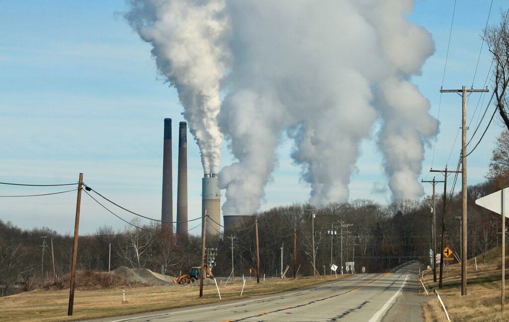 The Keystone Generating Station in Pennsylvania. (Jon Dawson / CC BY-ND 2.0)