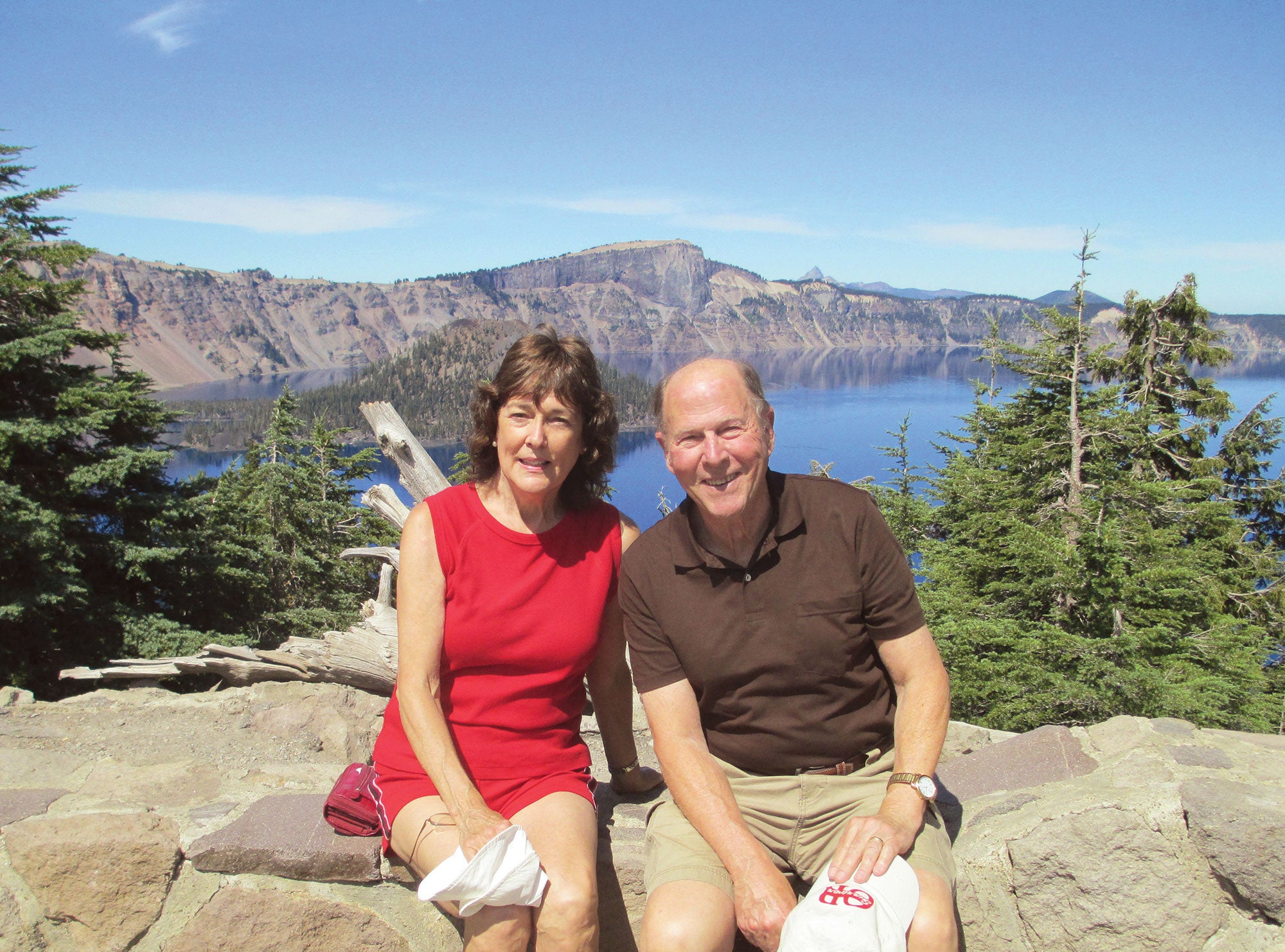 Charlotte Sahnow & Alan Eliason are Evergreen Council members and Earthjustice supporters.