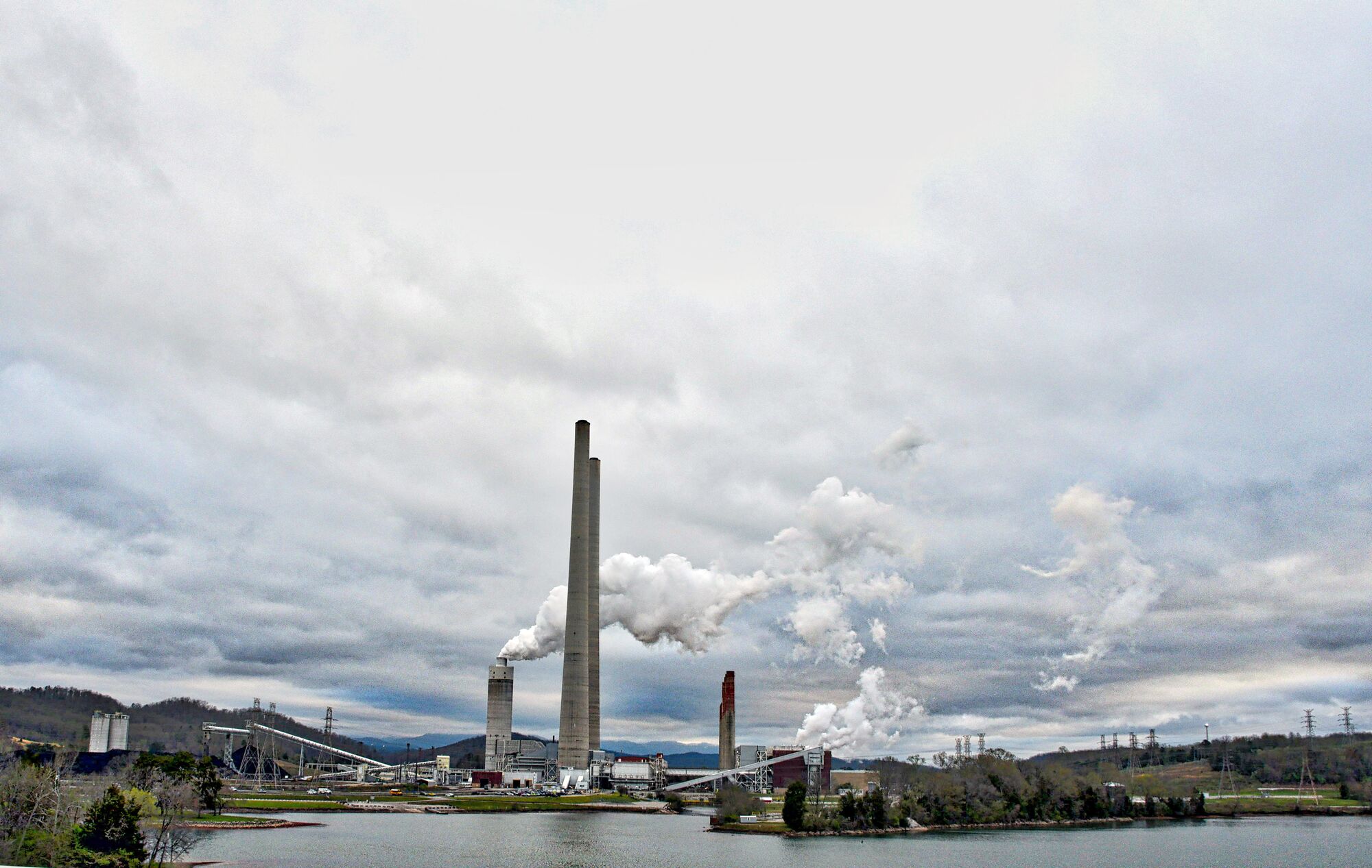 The Kingston Fossil Plant is a 1.4-gigawatt coal-fired power plant located in Roane County, outside of Kingston, Tenn., on the shore of Watts Bar Lake. It is operated by the Tennessee Valley Authority.