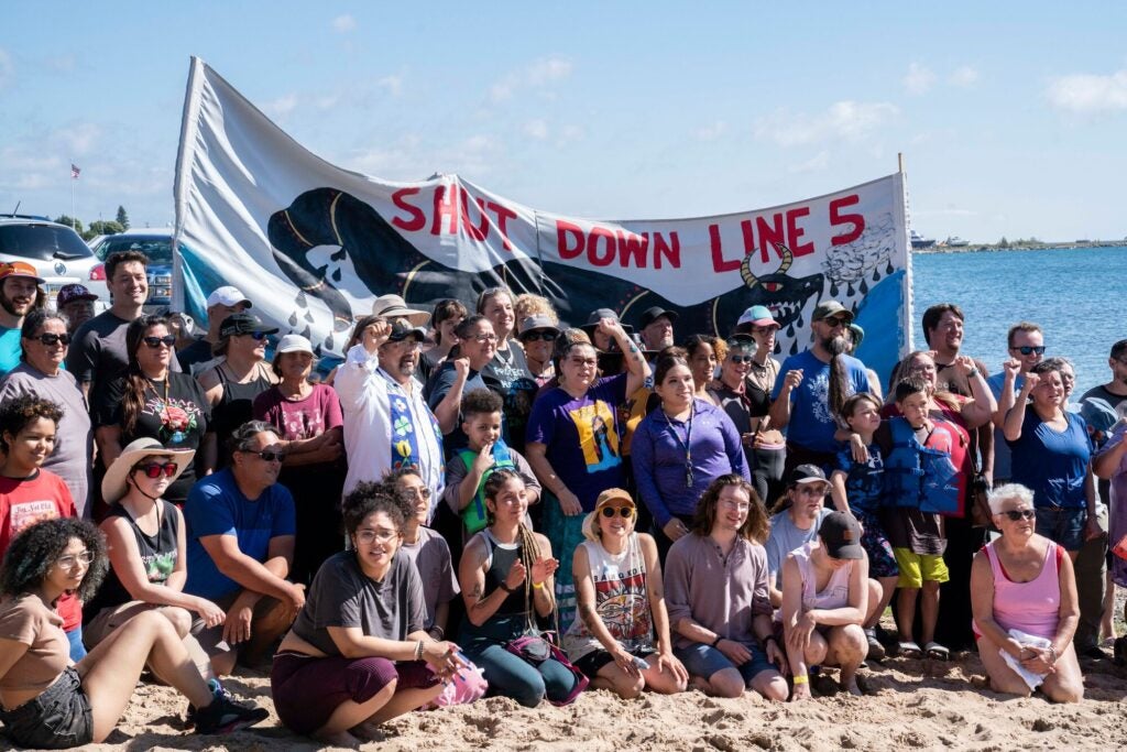 Line 5 Sign Guide to the Public Hearing on the Line 5 Pipeline - Earthjustice