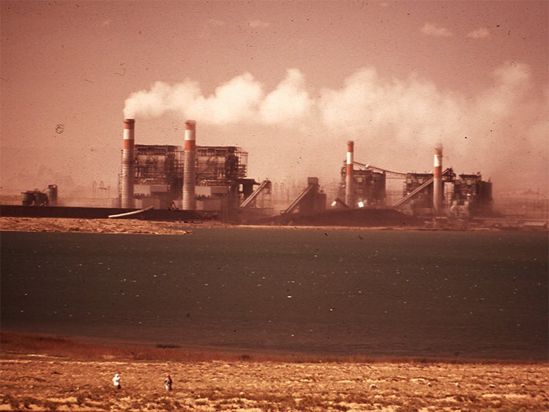 The Four Corners Power Plant, in a photo from 1972. The plant burns coal to produce electricity using outdated and ineffective pollution control technology.
(Terry Eiler / Environmental Protection Agency)