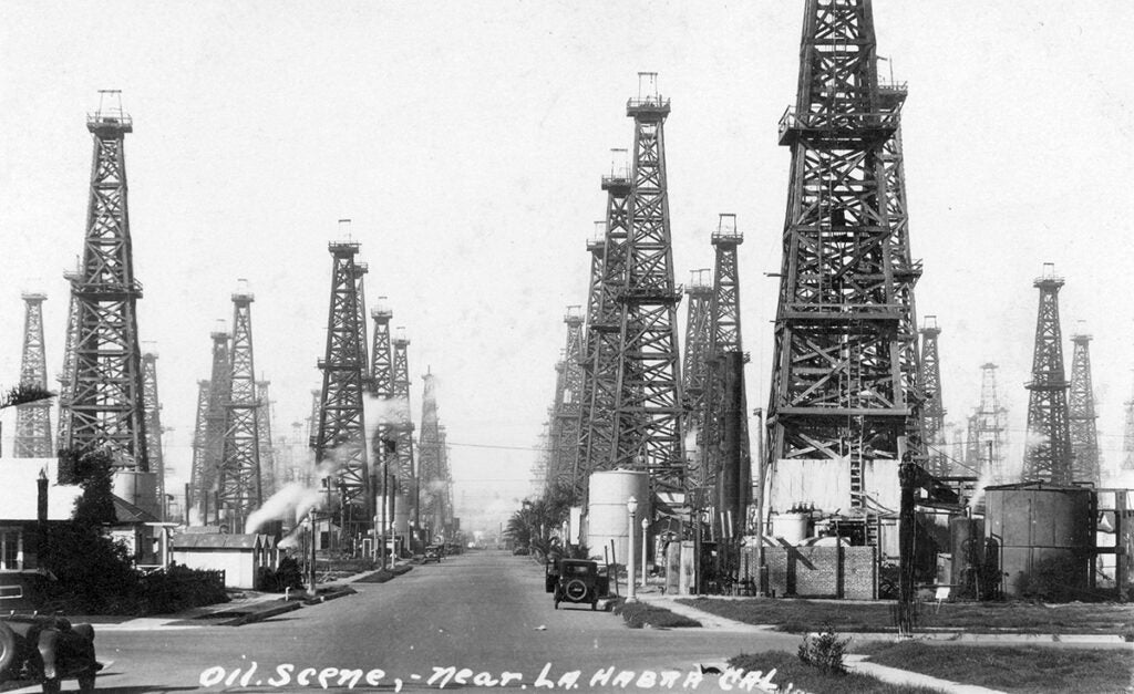Oil wells near La Habra Heights during the 1920s.
(Photo courtesy of Orange County Archives)