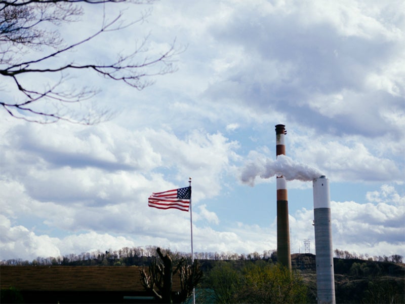 The Cheswick coal-fired power plant in Pennsylvania. It is among the hundreds of power plants likely covered by the Mercury & Air Toxics Standards.
(Chris Jordan-Bloch / Earthjustice)