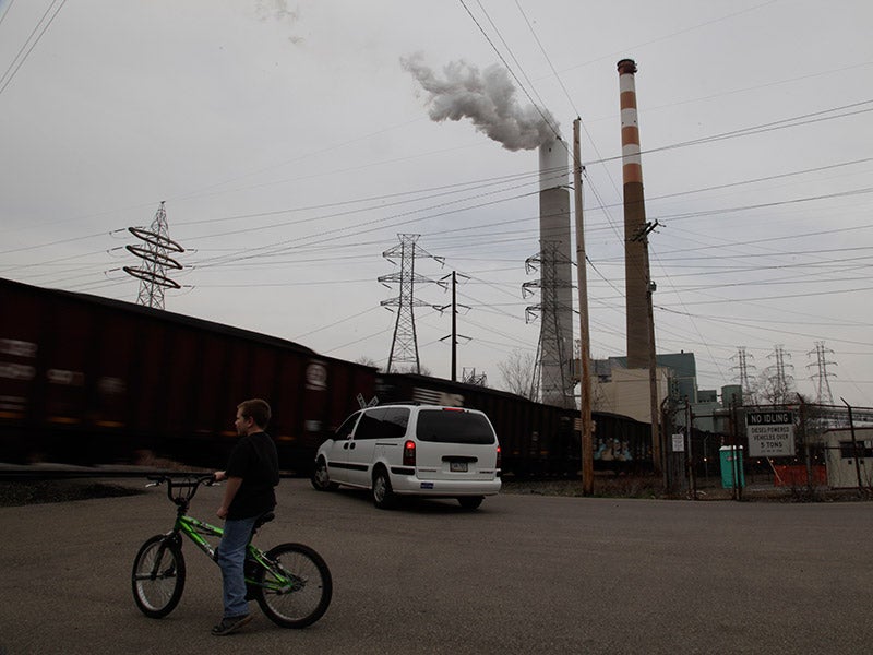 Deadly fine particulate matter pollution, also known as soot, comes from tailpipes, smokestacks and industrial power plants. Breathing soot can cause premature death, heart disease, and lung damage. (Chris Jordan-Bloch / Earthjustice)