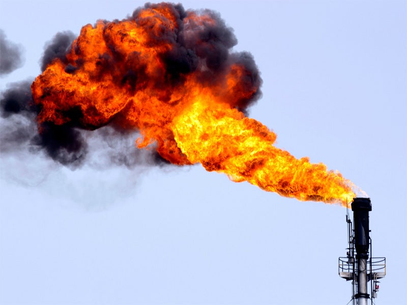 La industria de gas y petróleo es la fuente más grande de compuestos orgánicos volátiles del Estado.
(iStockphoto)