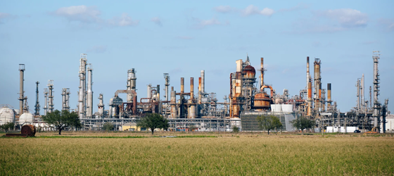 The closed Shell Convent Refinery in St. James Parish, Louisiana. The refinery is the site of the new Linde hydrogen production facility. (Brad Zweerink / Earthjustice)