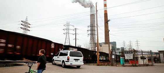 The Cheswick Generating Station in 2010. Prior to the Mercury and Air Toxics Standards, oil-burning and coal-burning power plants largely avoided restrictions on emissions of hazardous air pollution. (Chris Jordan-Bloch / Earthjustice)