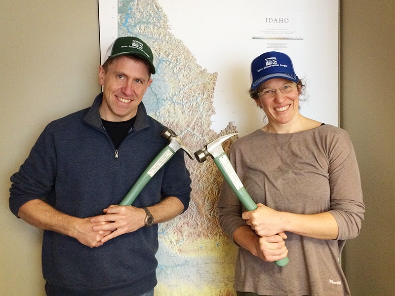 Earthjustice attorneys Amanda Goodin and Jan Hasselman after receiving the Green Hammer award from the Idaho Conservation League. This recognizes their hard work on the court victory that will require companies to show that they can afford to clean up environmental degradation they've caused after they’re done operating.
(Earthjustice)